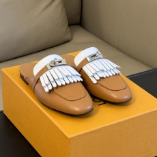 Louis Vuitton Slippers